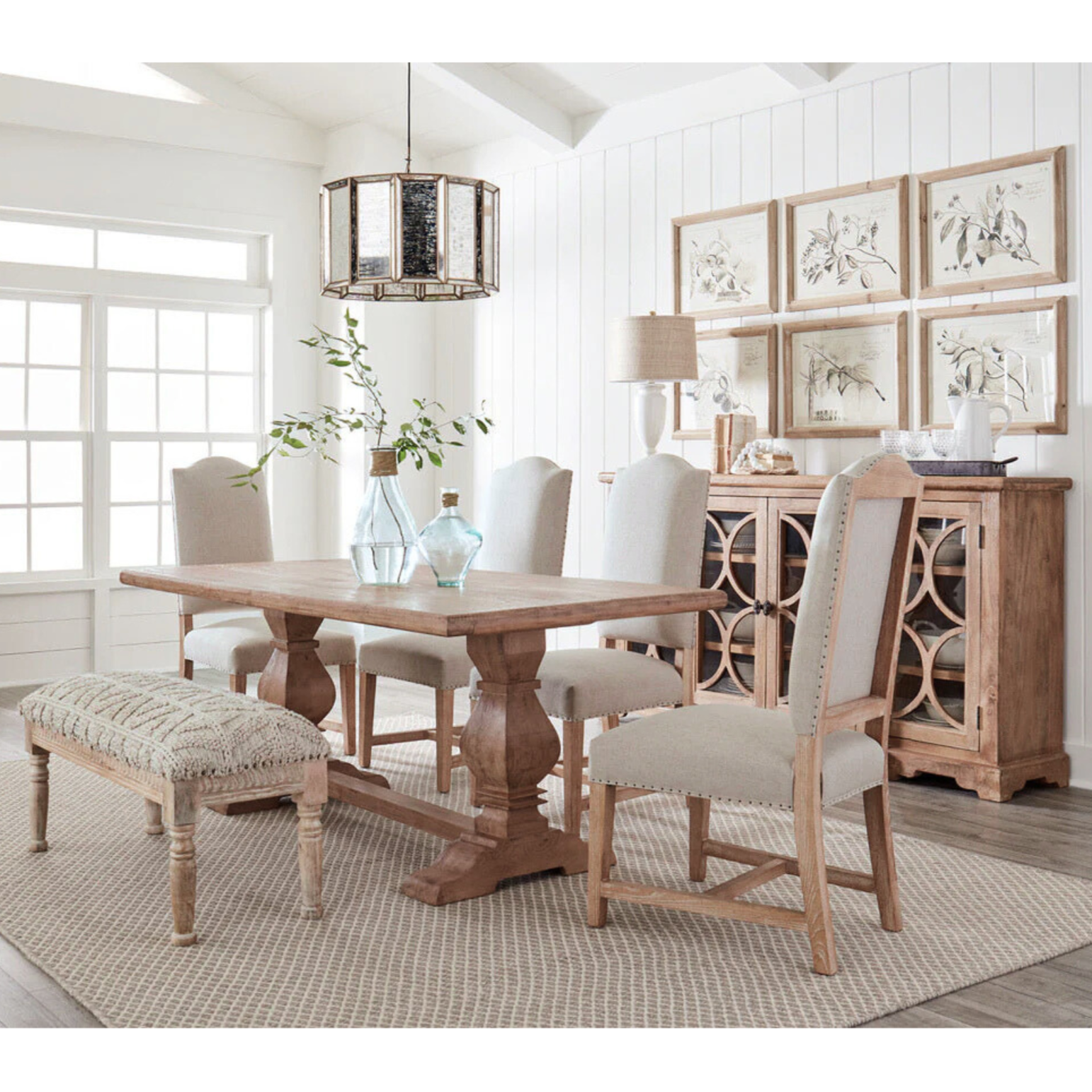 Pengrove Dining Table: Rustic Farmhouse Style